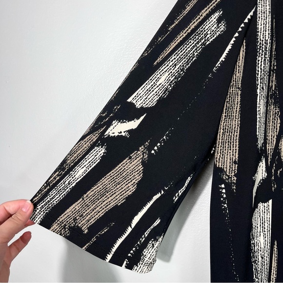 Clara Sun Woo Brown & Black Striped No-Iron Slinky Knit Plus Size Top 1X Travel - Picture 2 of 5